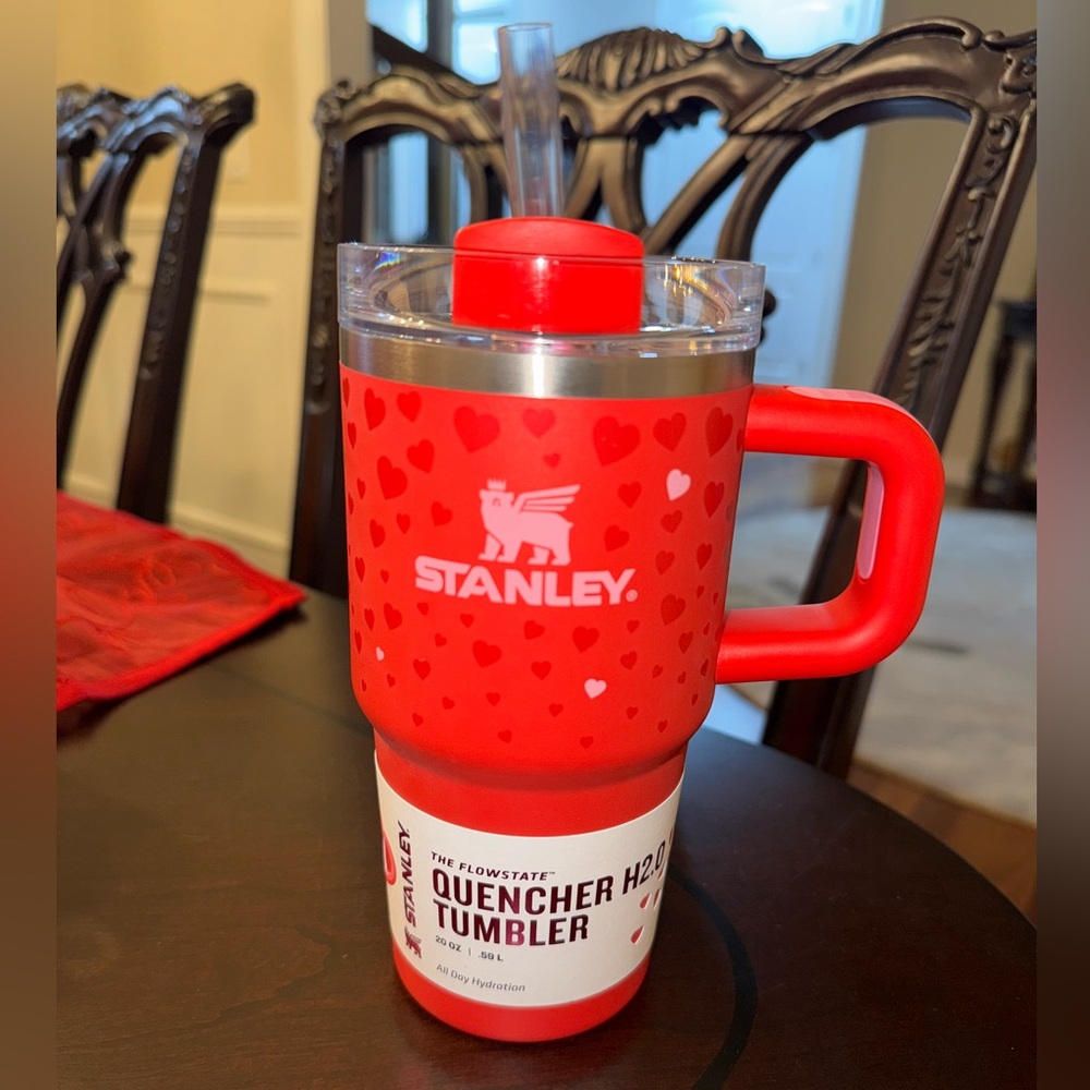 Stanley 20 oz- Ruby Hearts